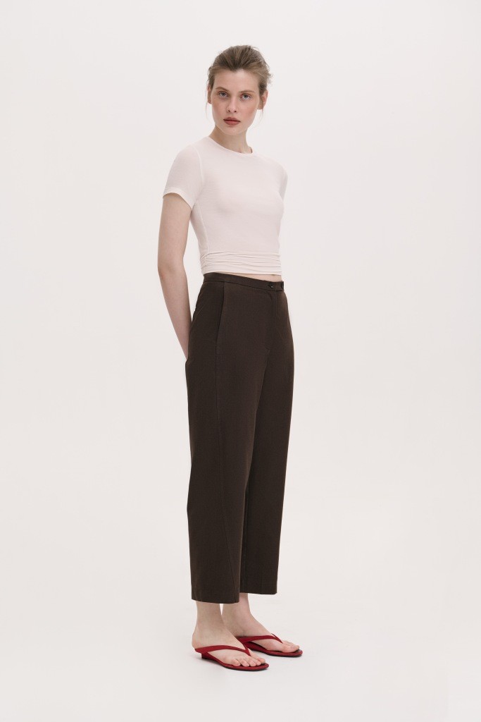 УКОРОЧЕНІ ШТАНИ ОБʼЄМНОГО СИЛУЕТУ  1277 зображення